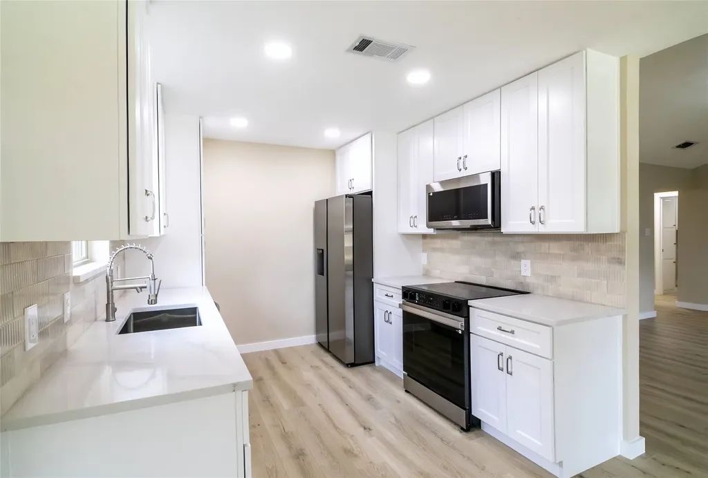 8237 Saint Patrick Street North Richland Hills TX 76180