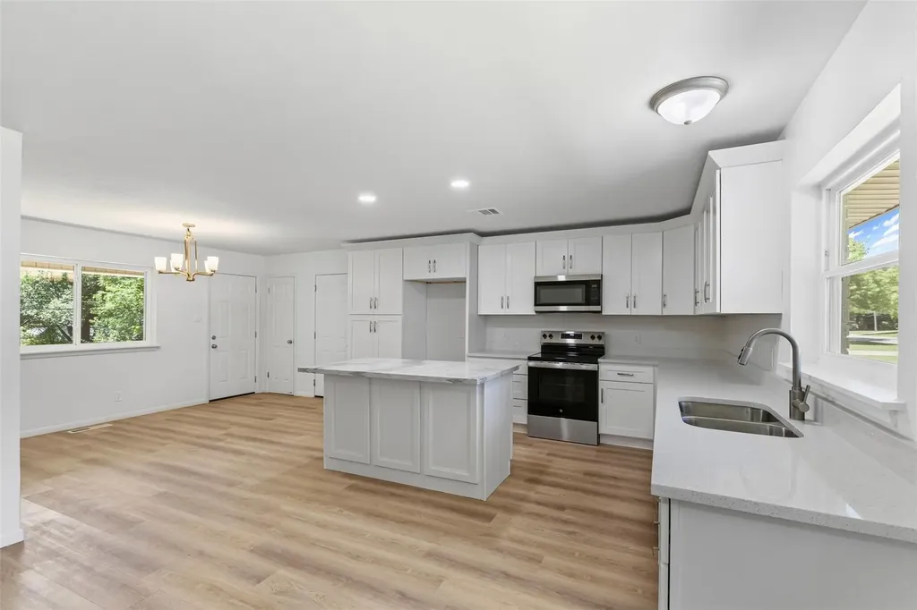 7009 Overhill Road Fort Worth TX 76116