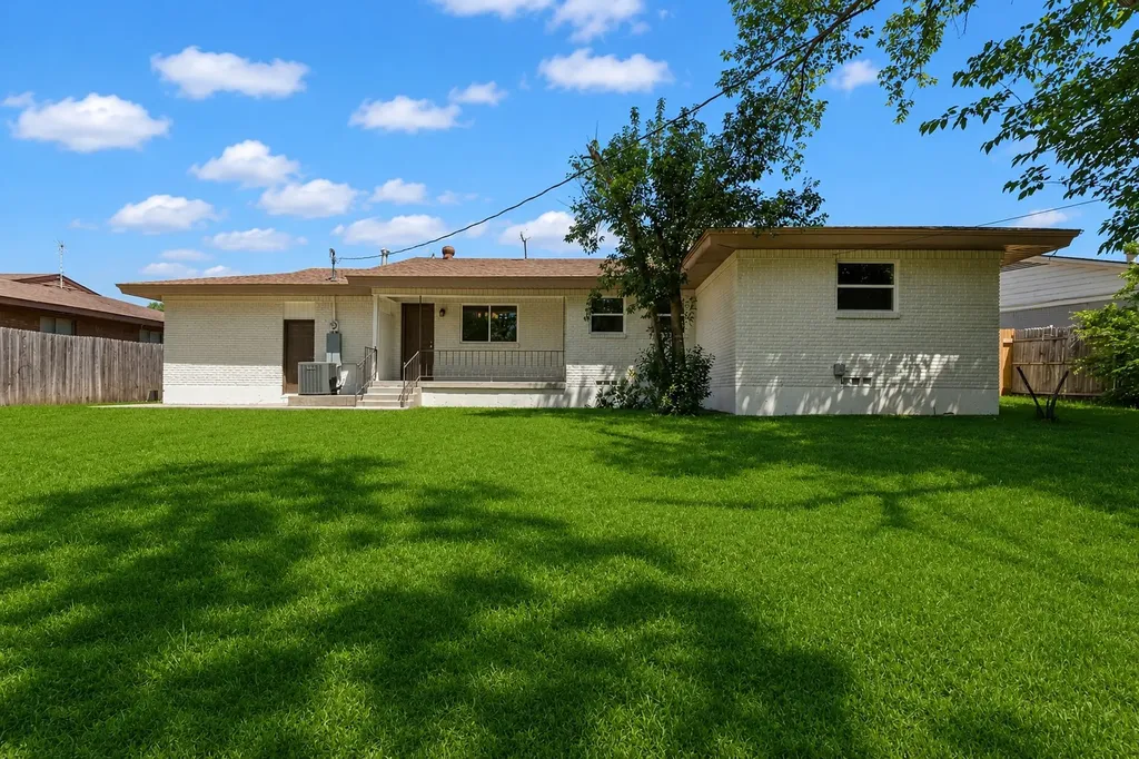 7009 Overhill Road Fort Worth TX 76116