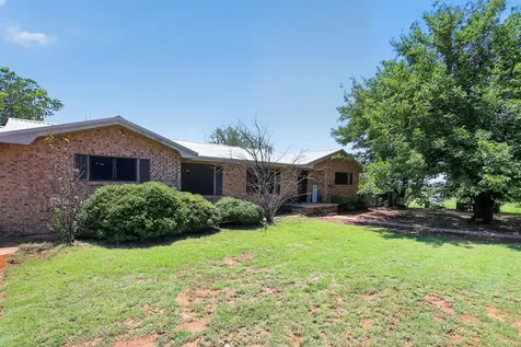 115 Adeeba Lane Childress TX 79201