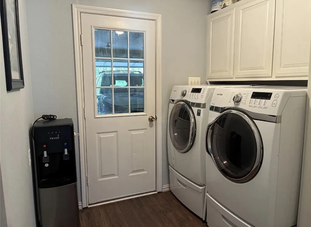 1408 Island Village Court Granbury TX 76048