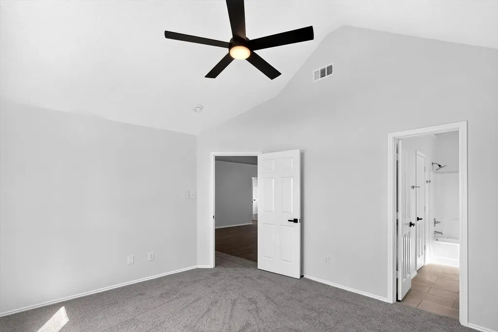 707 Fairview Avenue Seagoville TX 75159