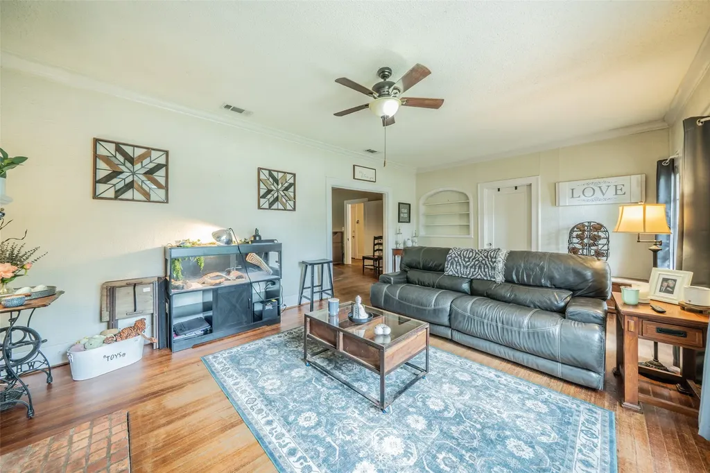 106 Walnut Street Terrell TX 75160