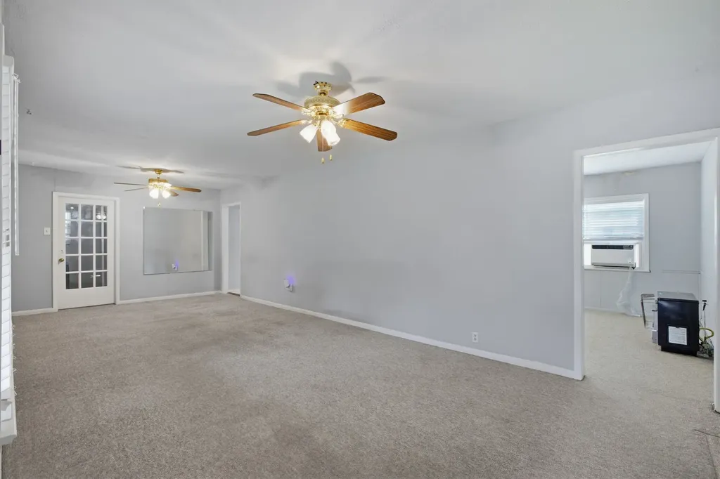 1625 Meadowbrook Drive Garland TX 75042