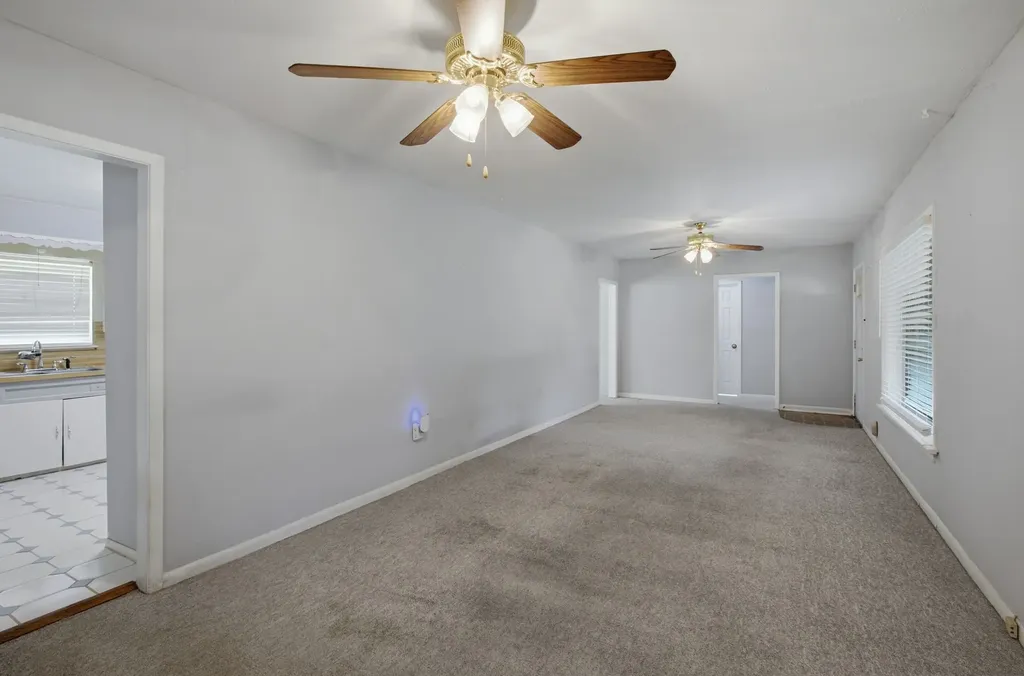 1625 Meadowbrook Drive Garland TX 75042