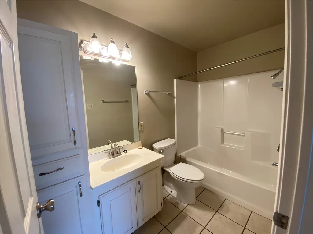 3241 Lexington Drive Tyler TX 75701