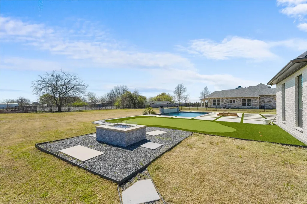 1110 Warwick Court Mclendon Chisholm TX 75032