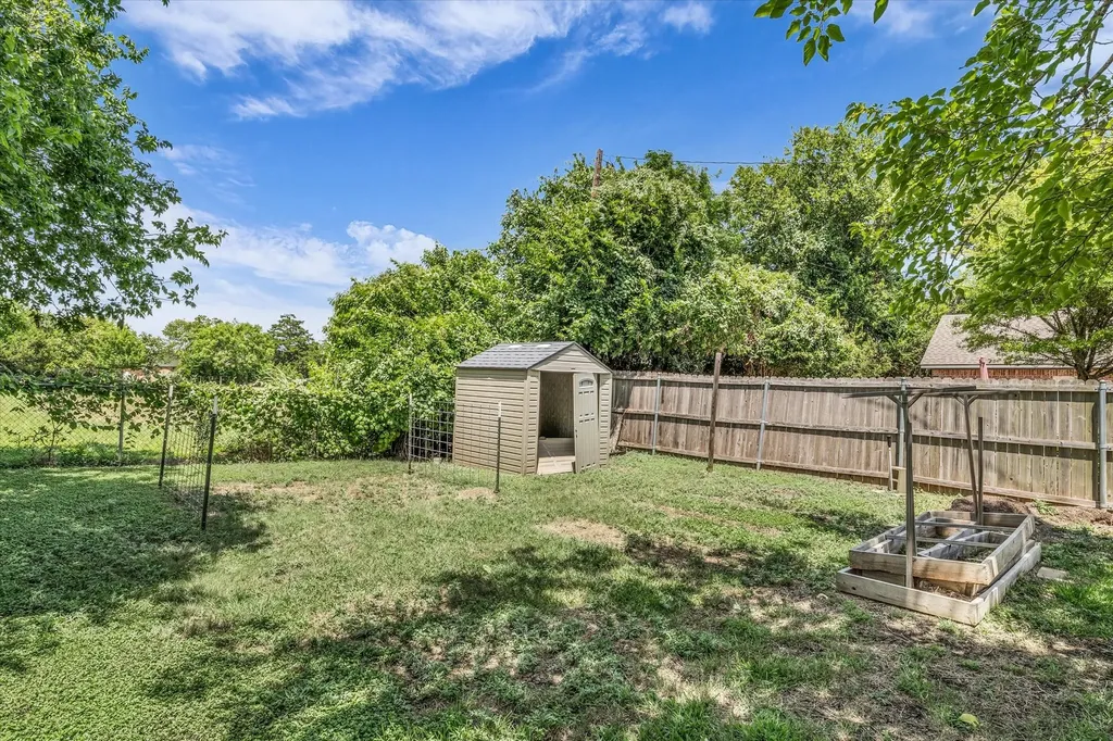 316 E Chapman Road Hewitt TX 76643