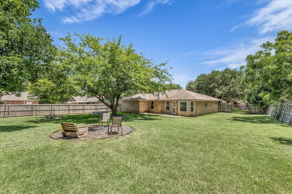 316 E Chapman Road Hewitt TX 76643