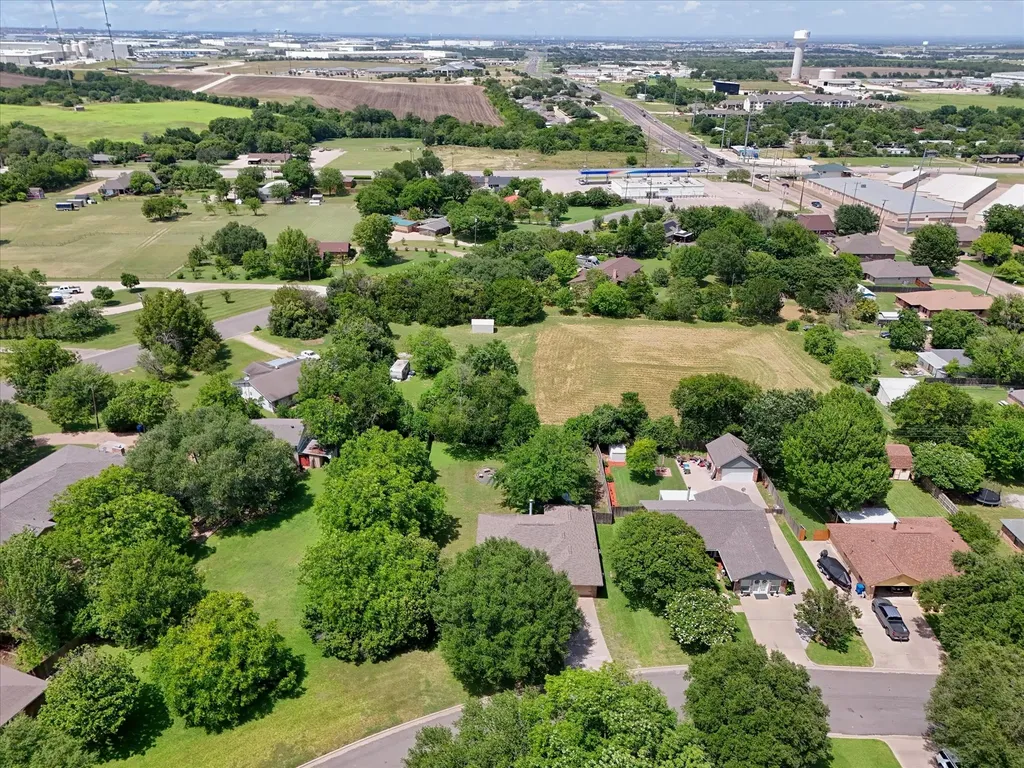 316 E Chapman Road Hewitt TX 76643