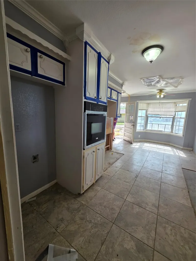 204 Fordyce Street Barry TX 75102