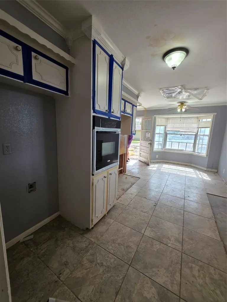 204 Fordyce Street Barry TX 75102