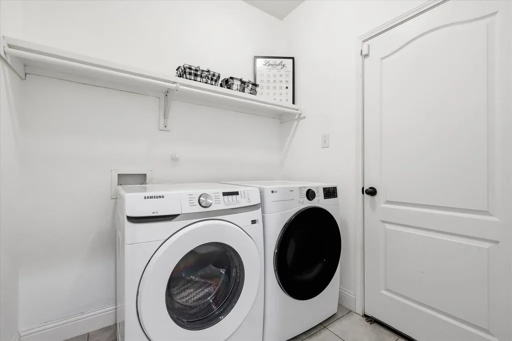 2609 Wayne Avenue Aubrey TX 76227