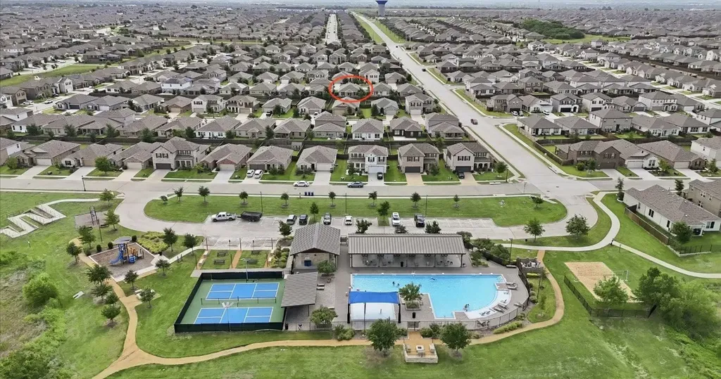 2609 Wayne Avenue Aubrey TX 76227