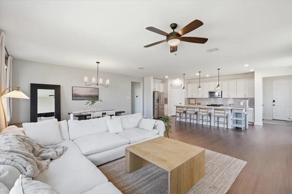 2609 Wayne Avenue Aubrey TX 76227