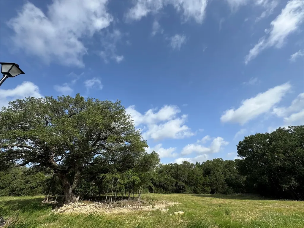 318 Whitetail Drive Waco TX 76712