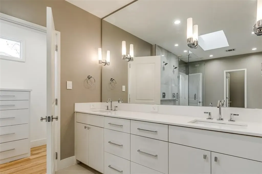 4147 Prescott Avenue Dallas TX 75219