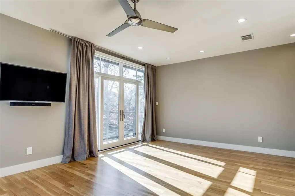 4147 Prescott Avenue Dallas TX 75219