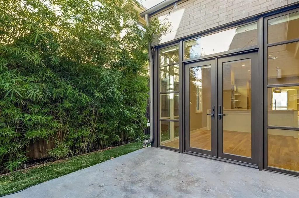 4147 Prescott Avenue Dallas TX 75219