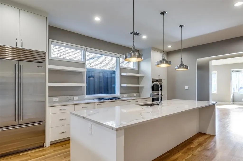 4147 Prescott Avenue Dallas TX 75219