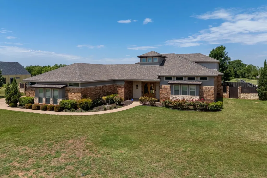 302 Southwind Circle Abilene TX 79602