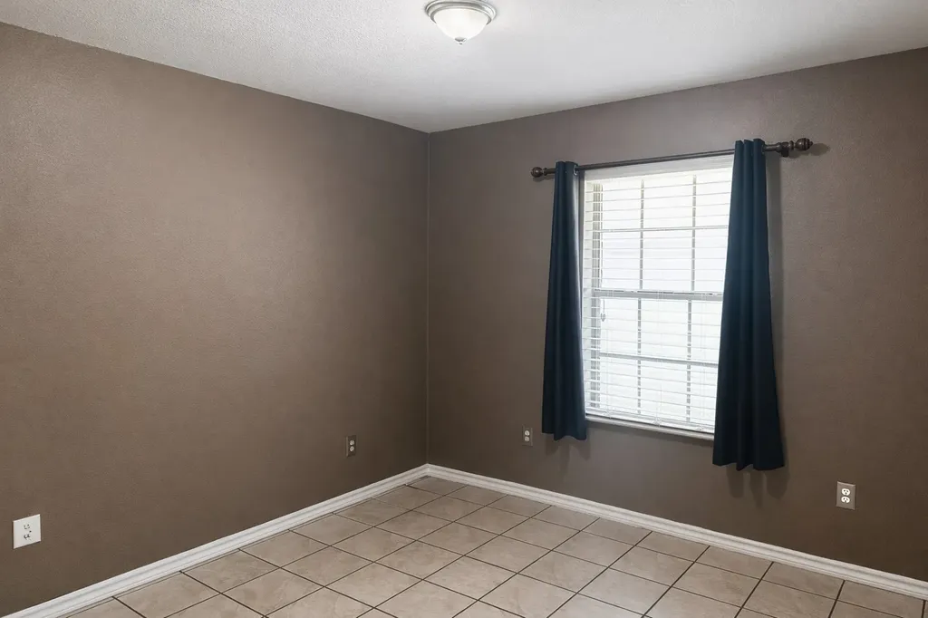 914 N Catherine Street Terrell TX 75160
