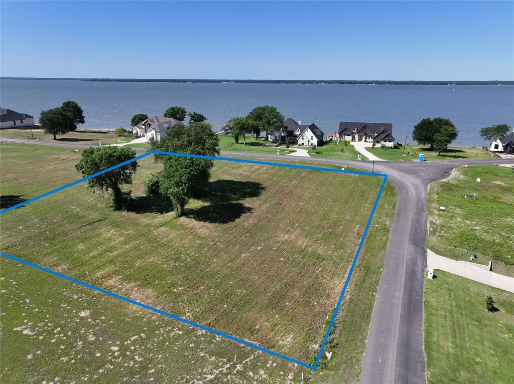 551 Shoreline Drive Mabank TX 75143
