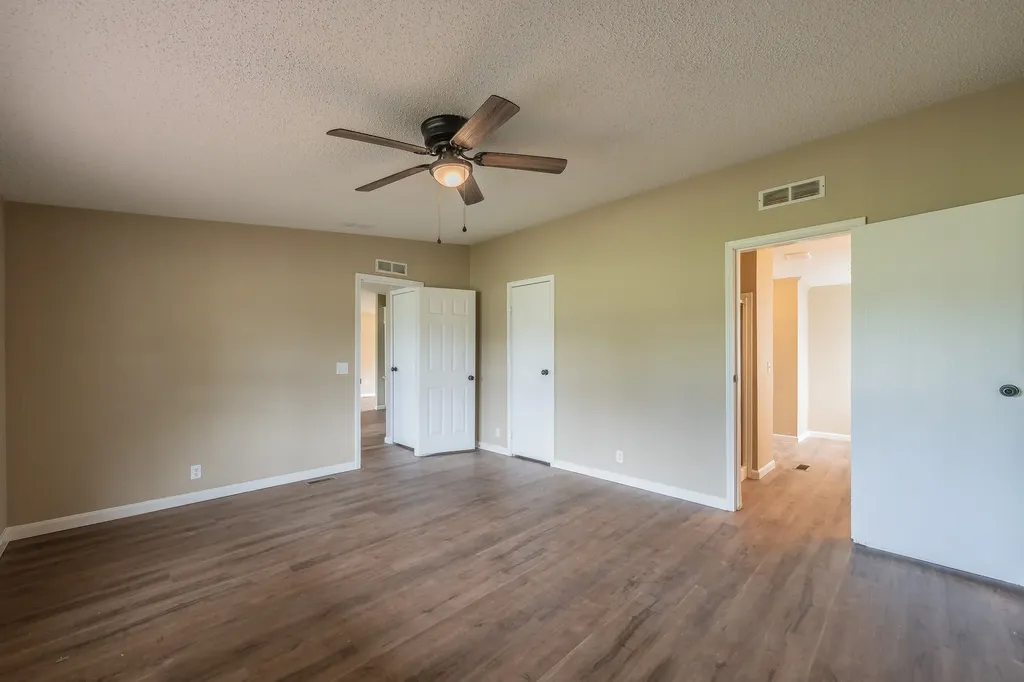 153 Clay Court Springtown TX 76082