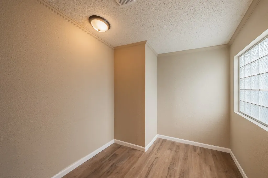 153 Clay Court Springtown TX 76082