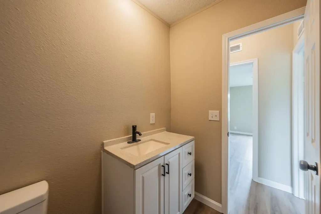 153 Clay Court Springtown TX 76082