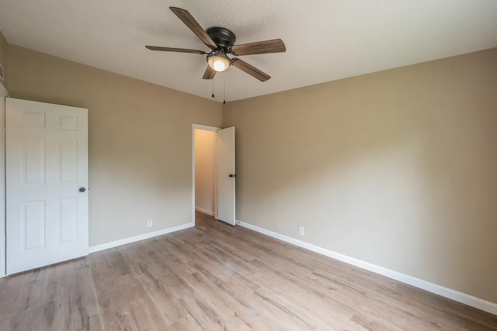 153 Clay Court Springtown TX 76082