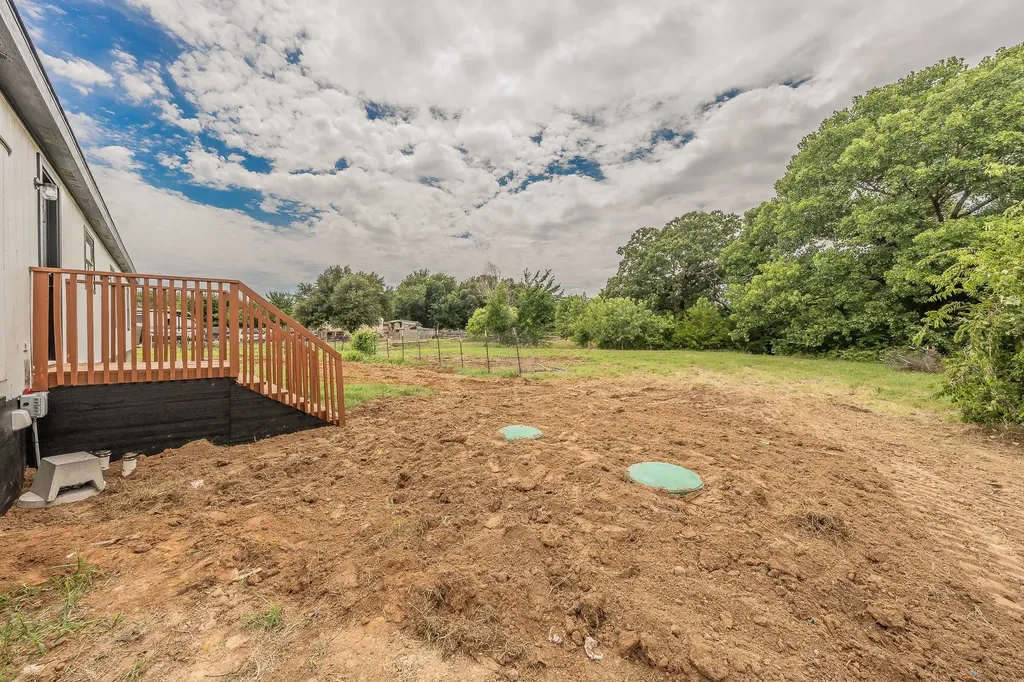 153 Clay Court Springtown TX 76082
