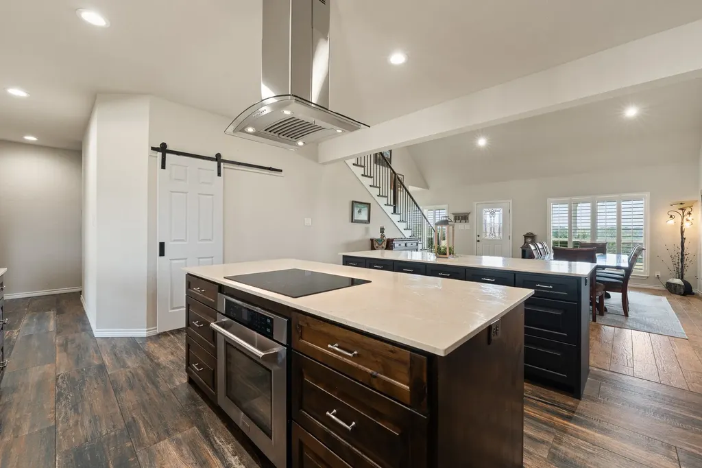 4515 E Renfro Street Alvarado TX 76009