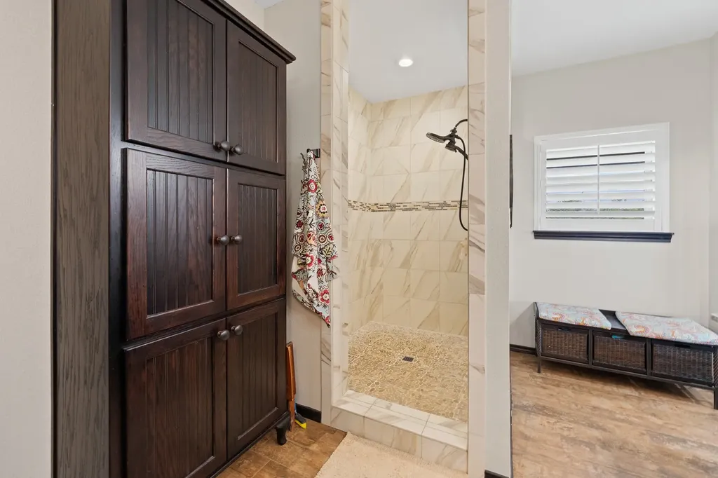 4515 E Renfro Street Alvarado TX 76009