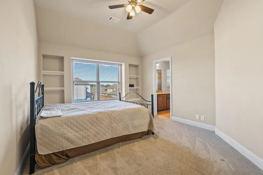223 Thompson Drive Van Alstyne TX 75495