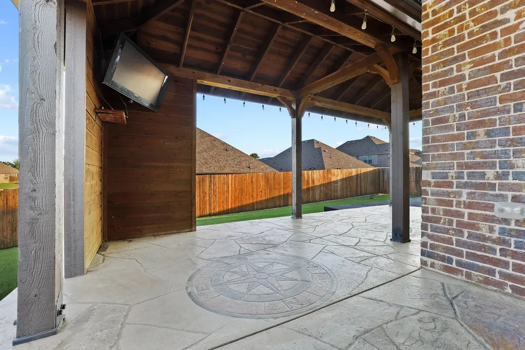 223 Thompson Drive Van Alstyne TX 75495