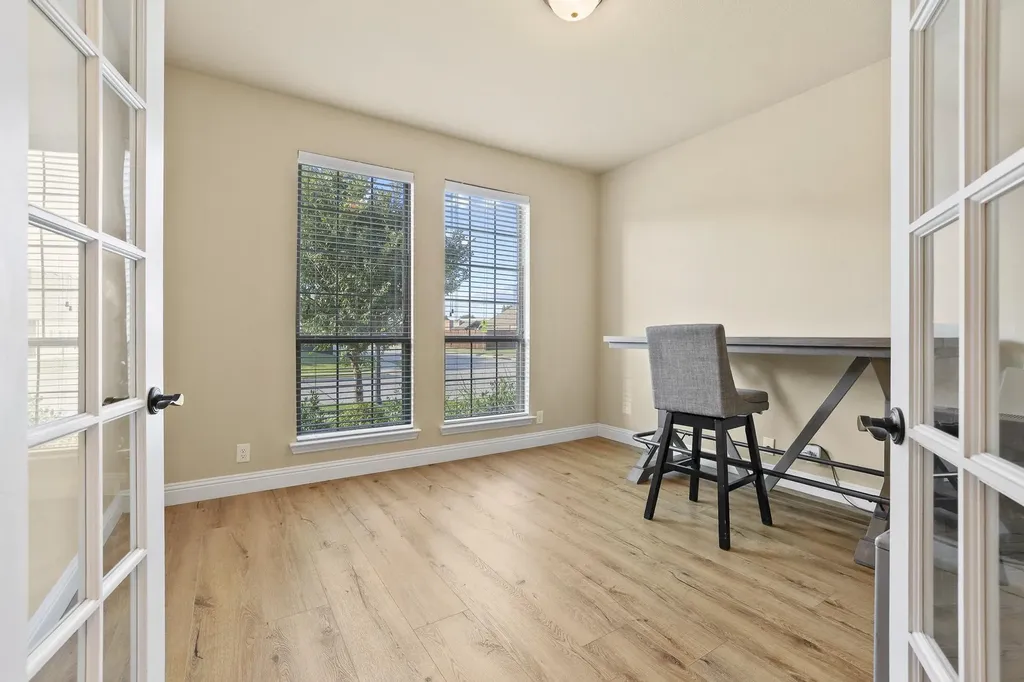 223 Thompson Drive Van Alstyne TX 75495