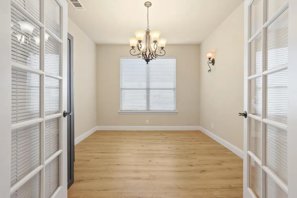 223 Thompson Drive Van Alstyne TX 75495