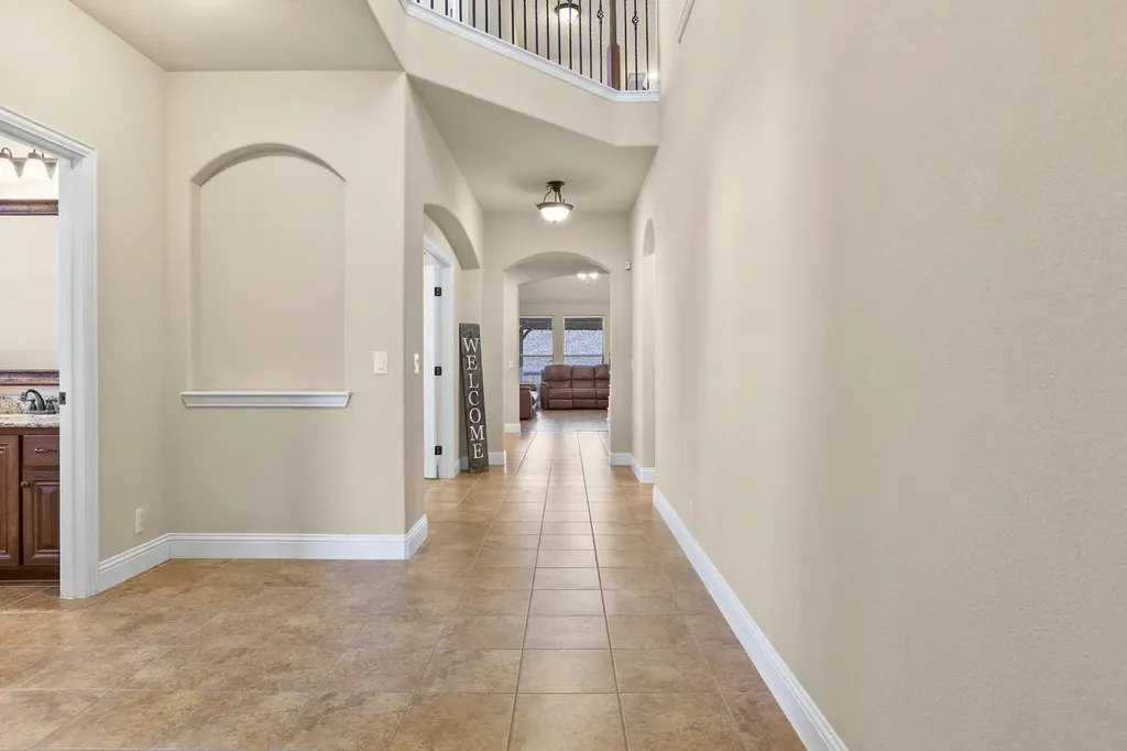 223 Thompson Drive Van Alstyne TX 75495