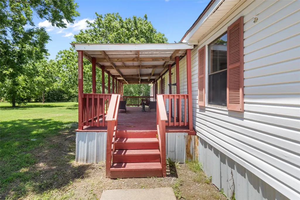 9037 County Road 346 Terrell TX 75161