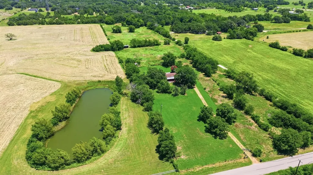 9037 County Road 346 Terrell TX 75161