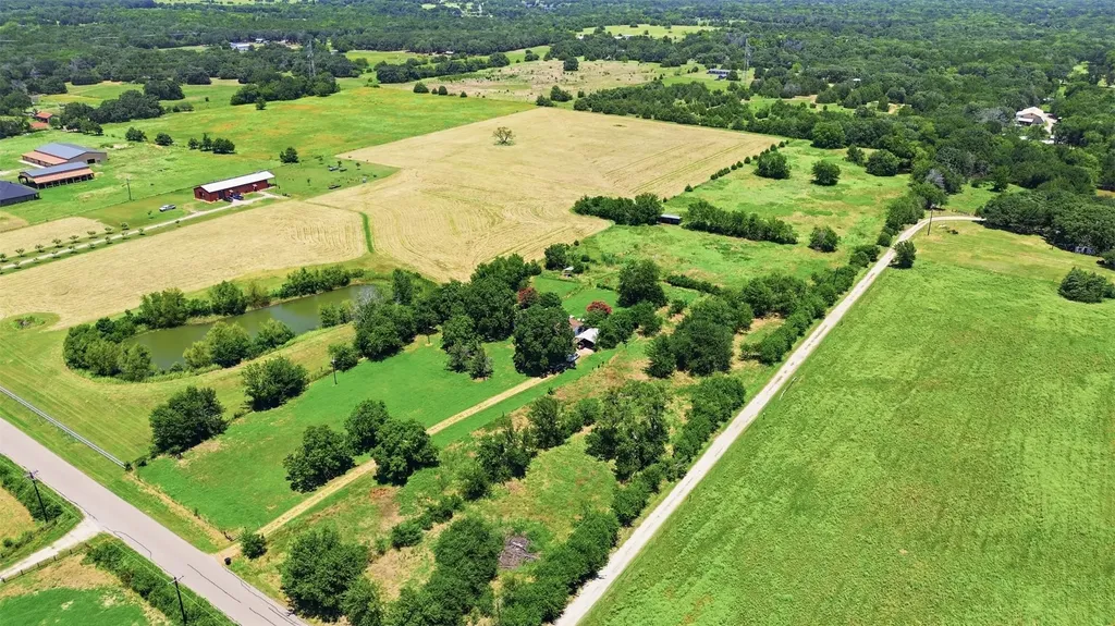9037 County Road 346 Terrell TX 75161