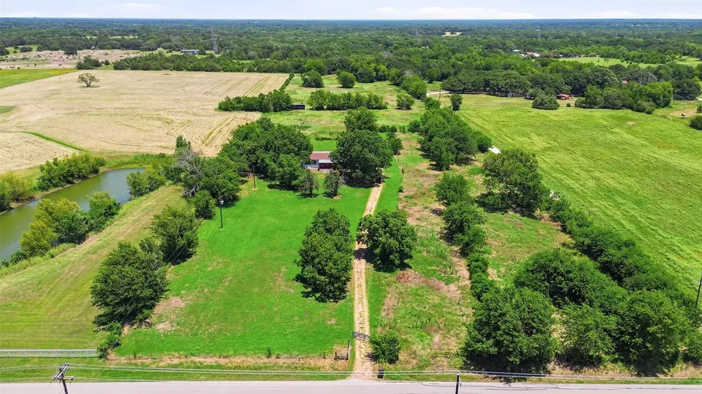 9037 County Road 346 Terrell TX 75161