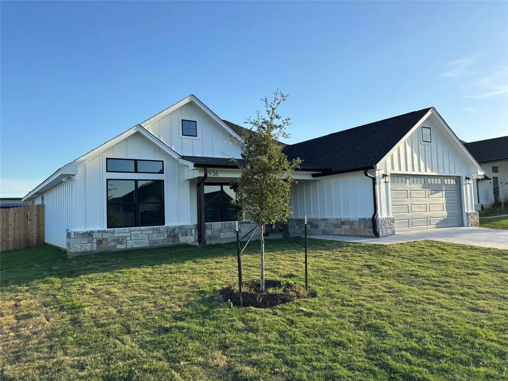 9936 Bridlewood Lane Waco TX 76708
