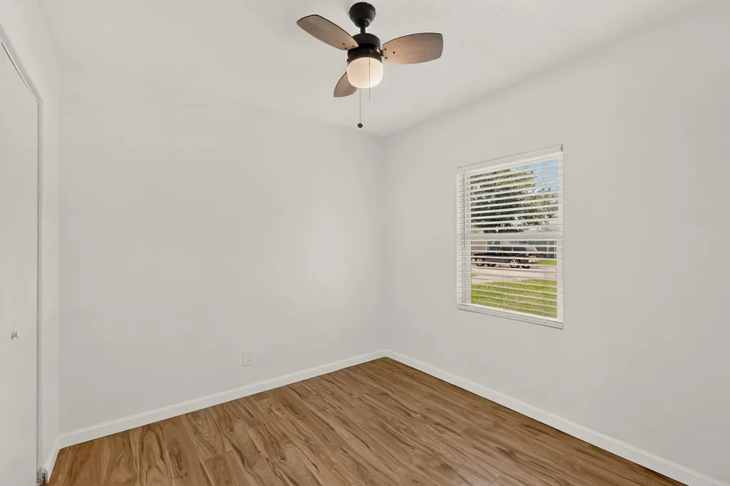 813 Travis Street Garland TX 75040