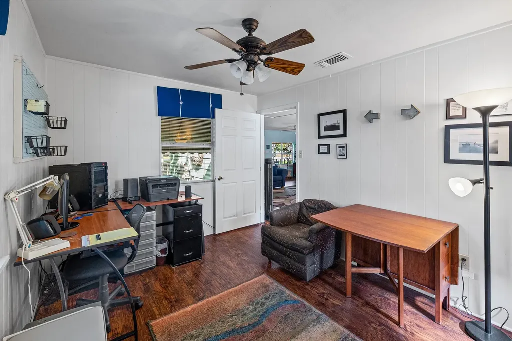 4517 Wildwood Circle Granbury TX 76049