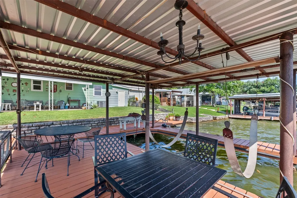4517 Wildwood Circle Granbury TX 76049