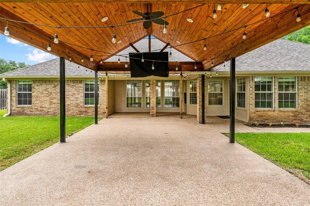 490 Dal Paso Drive Robinson TX 76706