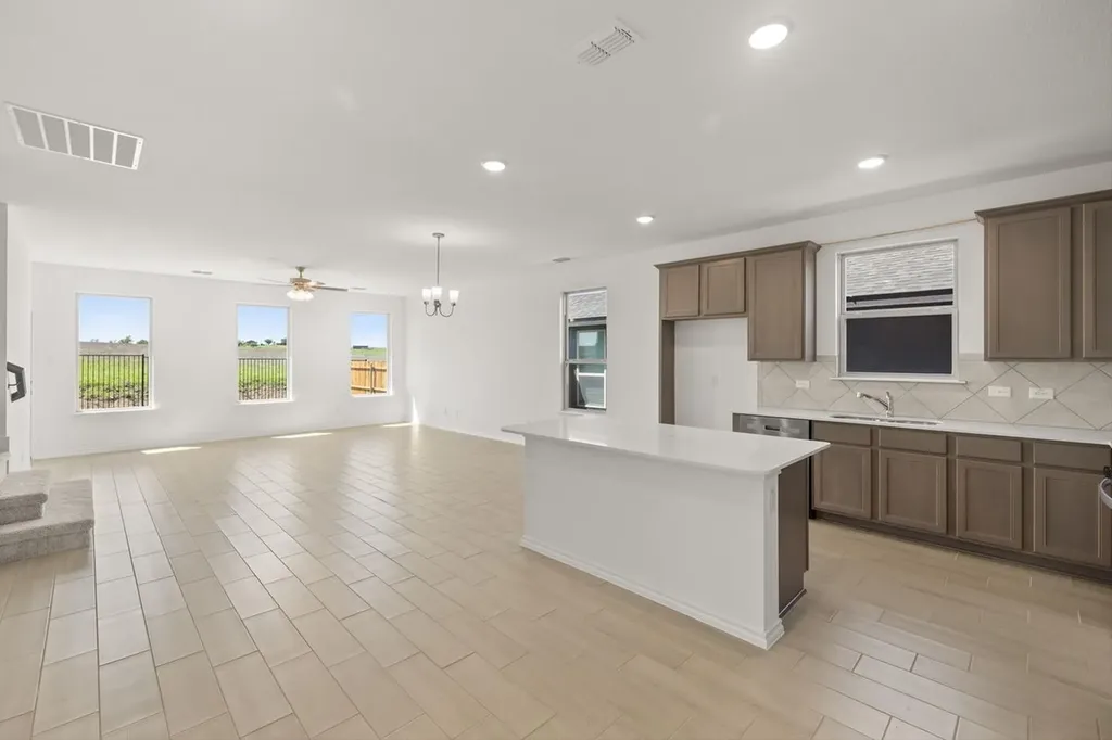 3115 Hawkview Drive Cleburne TX 76031
