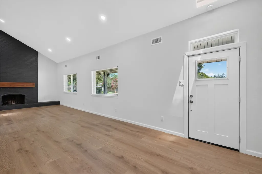 3 Merrie Circle Richardson TX 75081